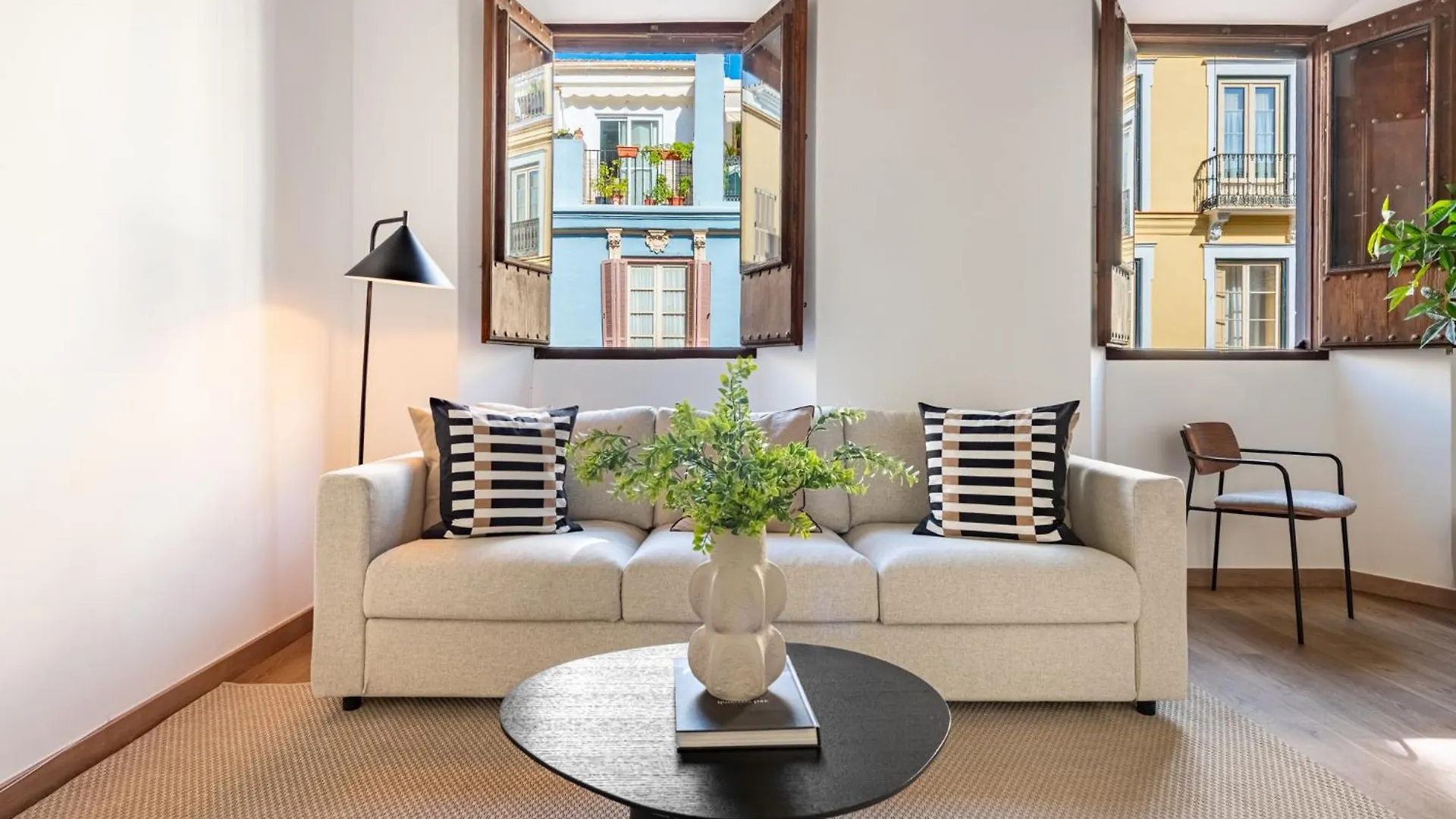 New Cozy Home Best Location 말라가